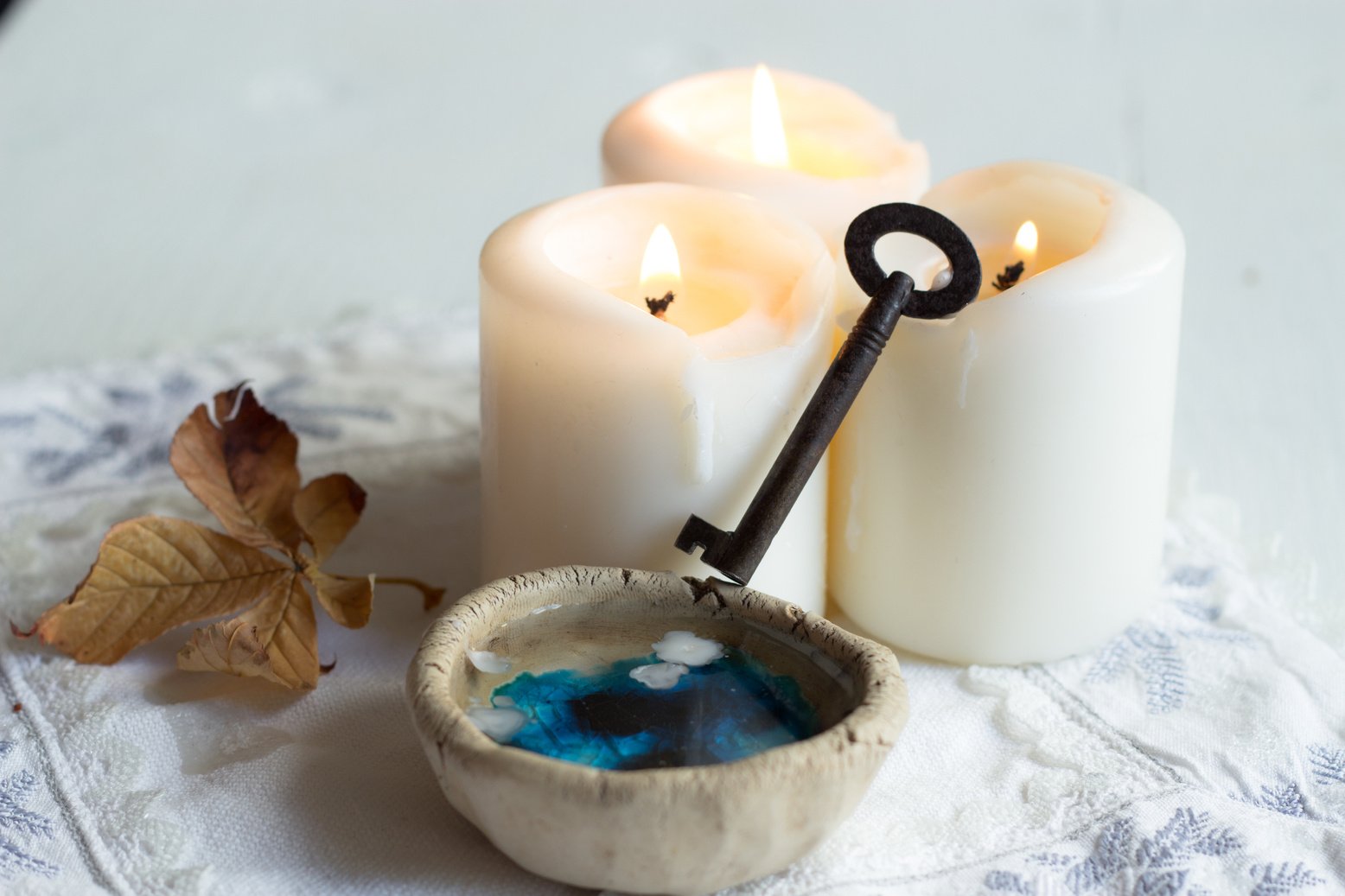 divination of wax
